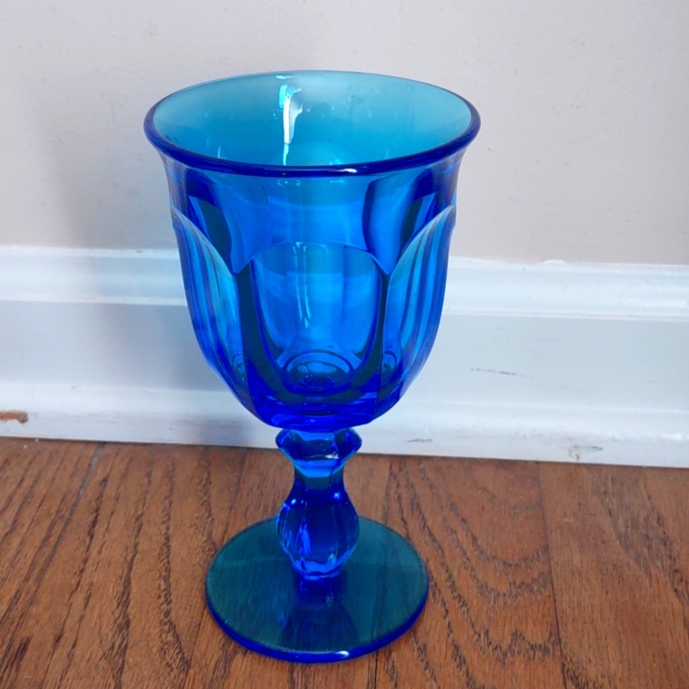 Vintage Imperial Old Williamsburg Blue Water Goblet